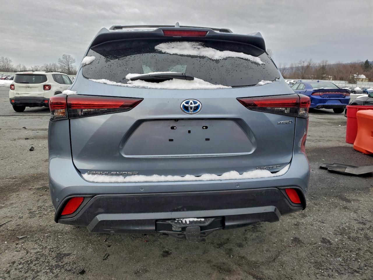 2024 TOYOTA HIGHLANDER HYBRID LIMITED photo 6