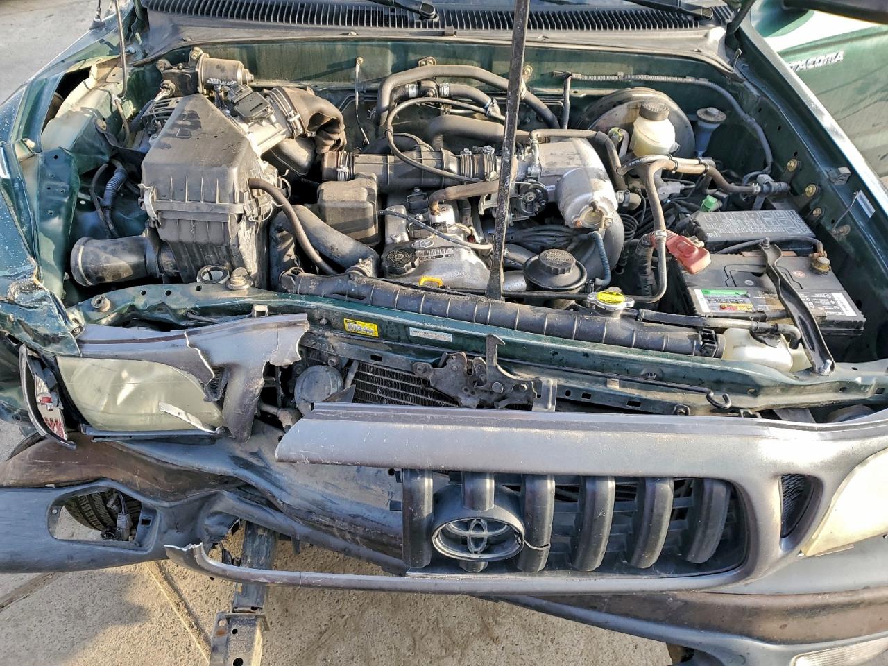2003 TOYOTA TACOMA photo 11
