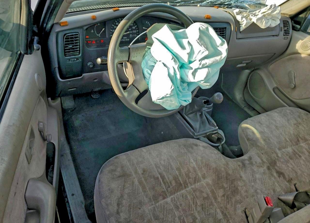 2003 TOYOTA TACOMA photo 8
