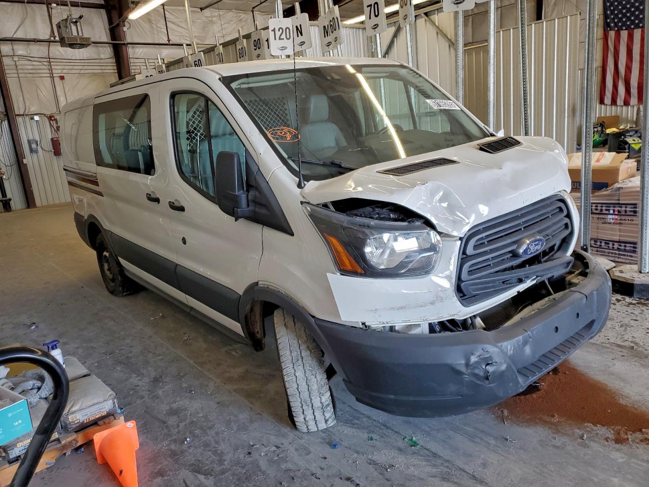 2017 FORD TRANSIT T-250 photo 4
