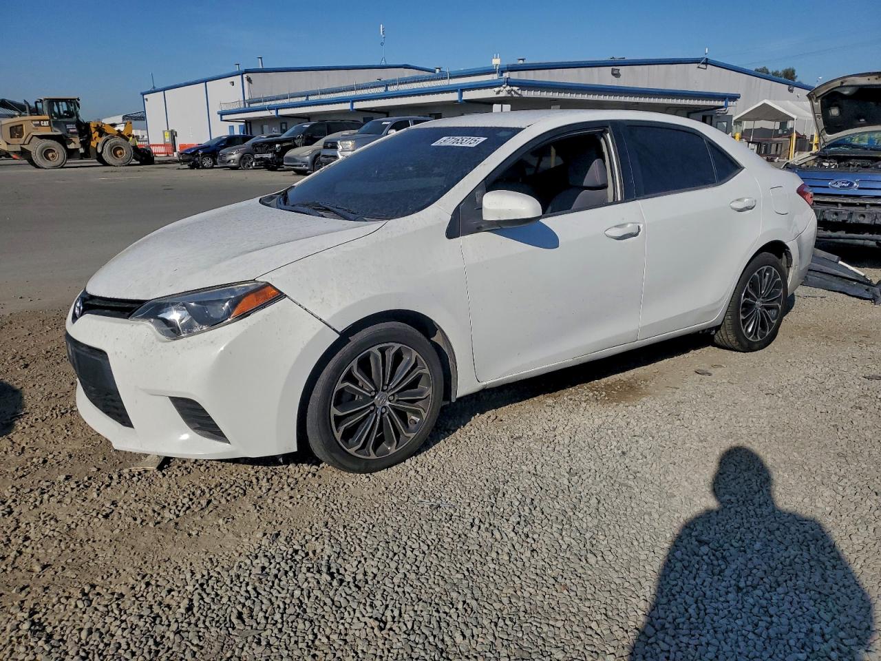 2015 TOYOTA COROLLA