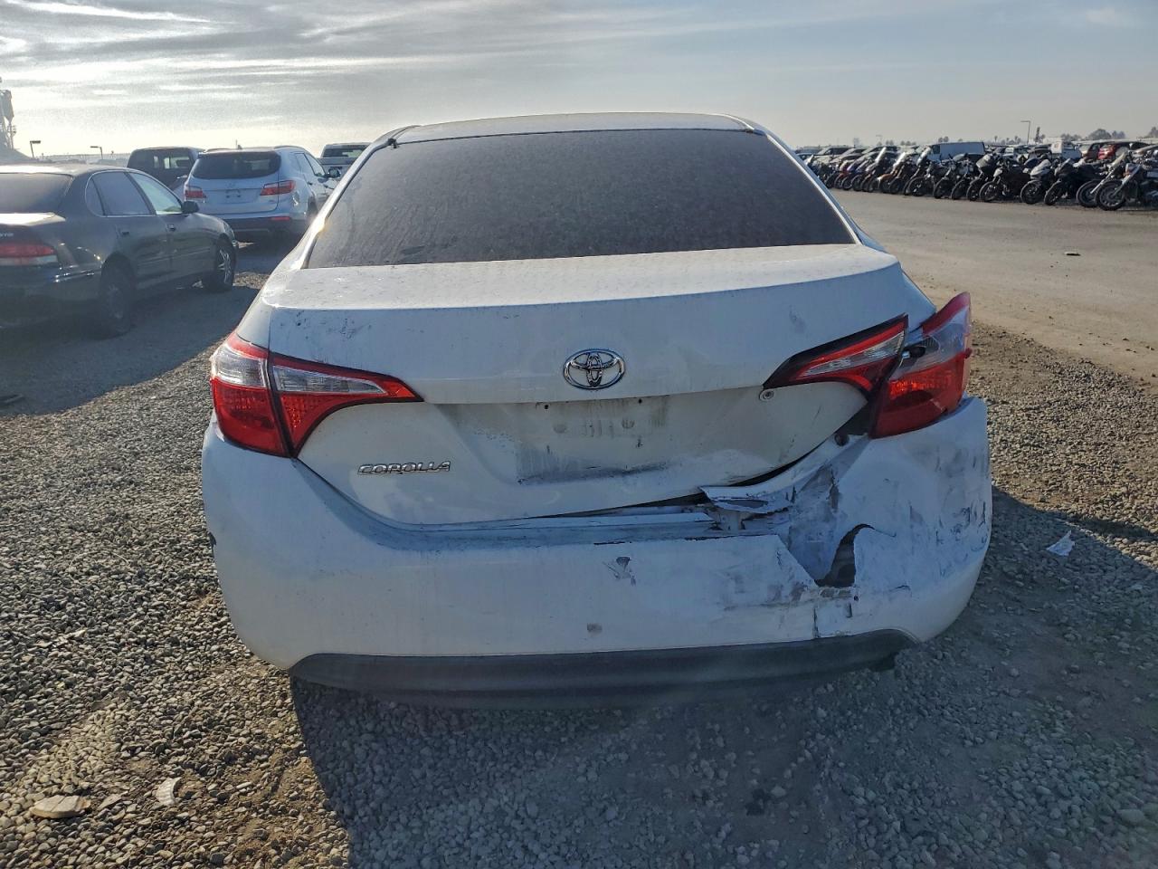 2015 TOYOTA COROLLA L photo 6
