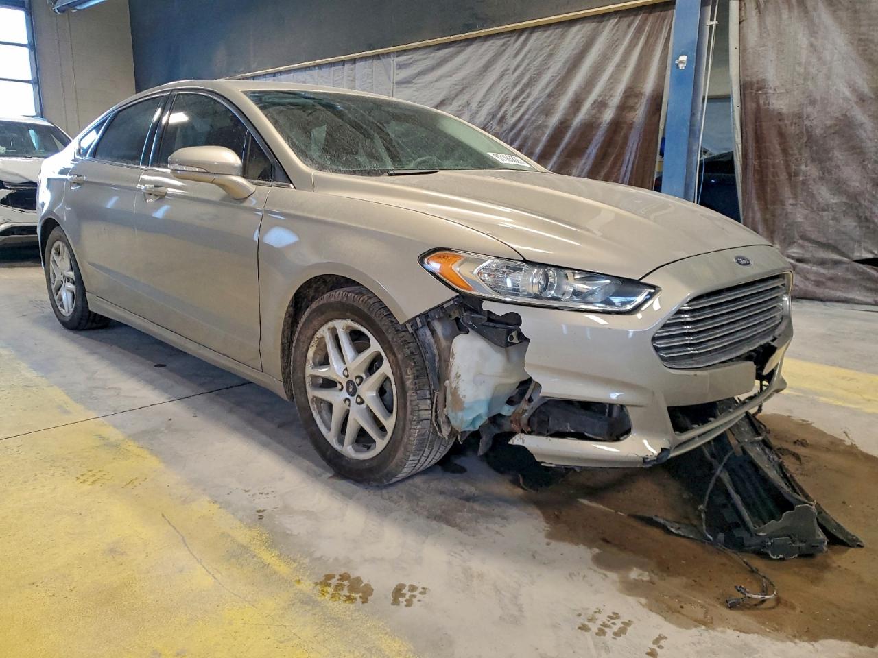 2015 FORD FUSION SE photo 4