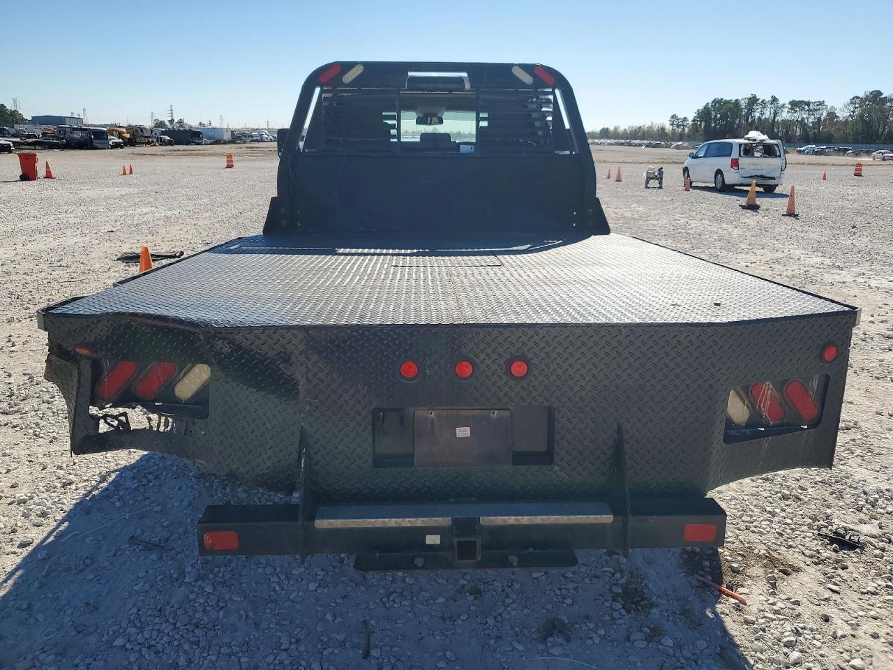 2018 RAM 3500 photo 6