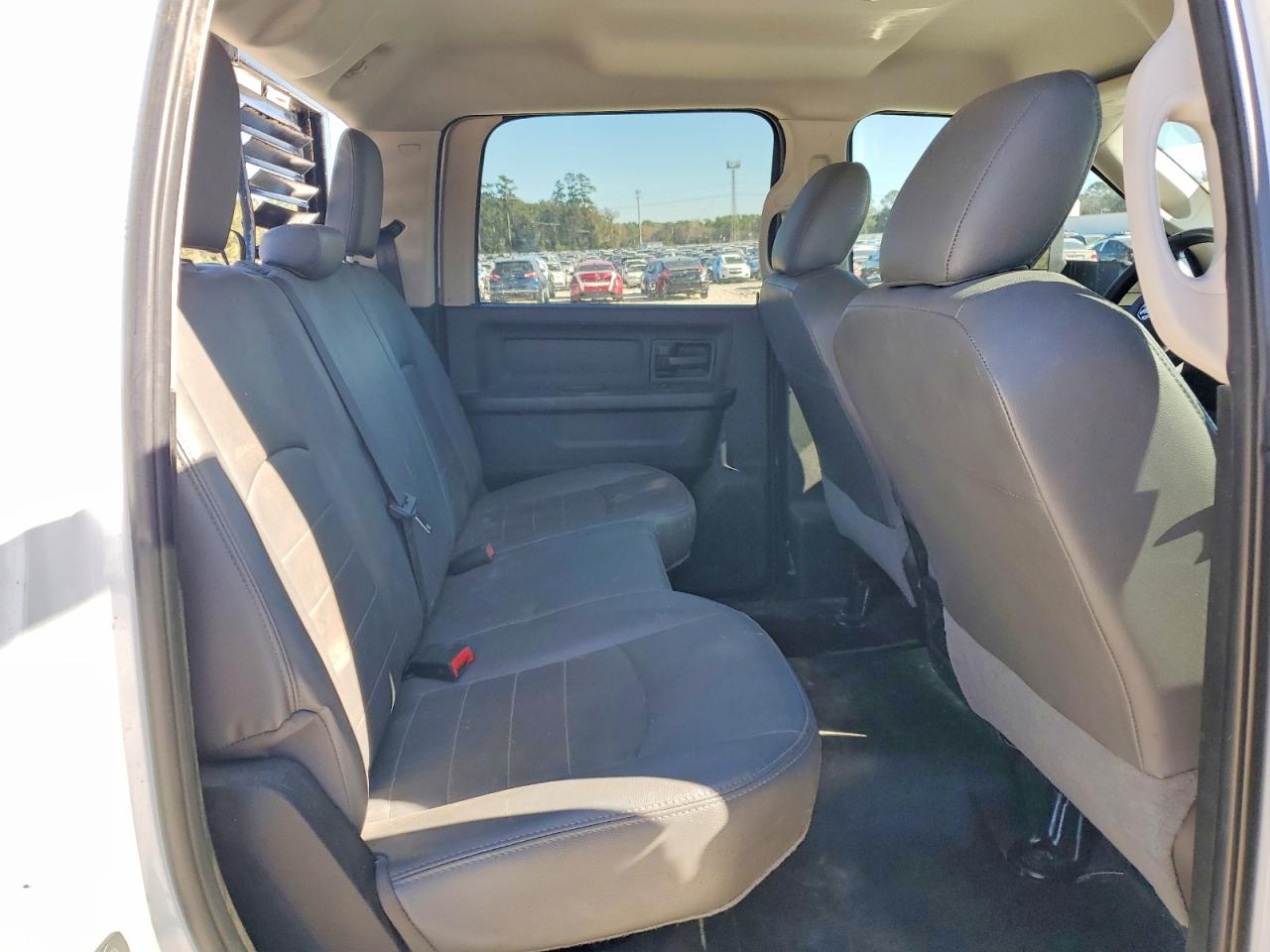 2018 RAM 3500 photo 10