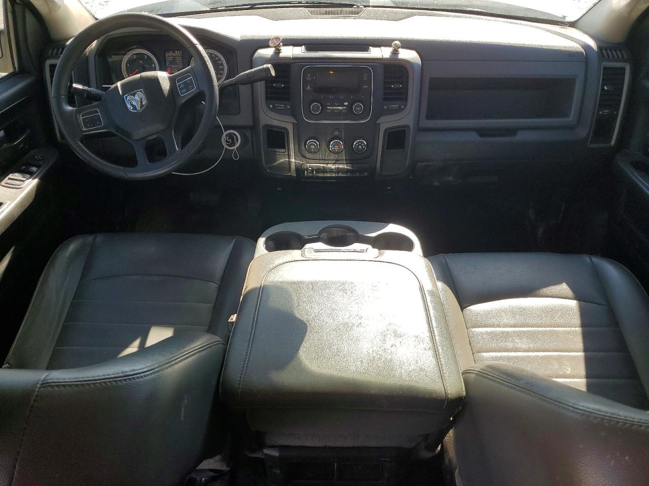 2018 RAM 3500 photo 8