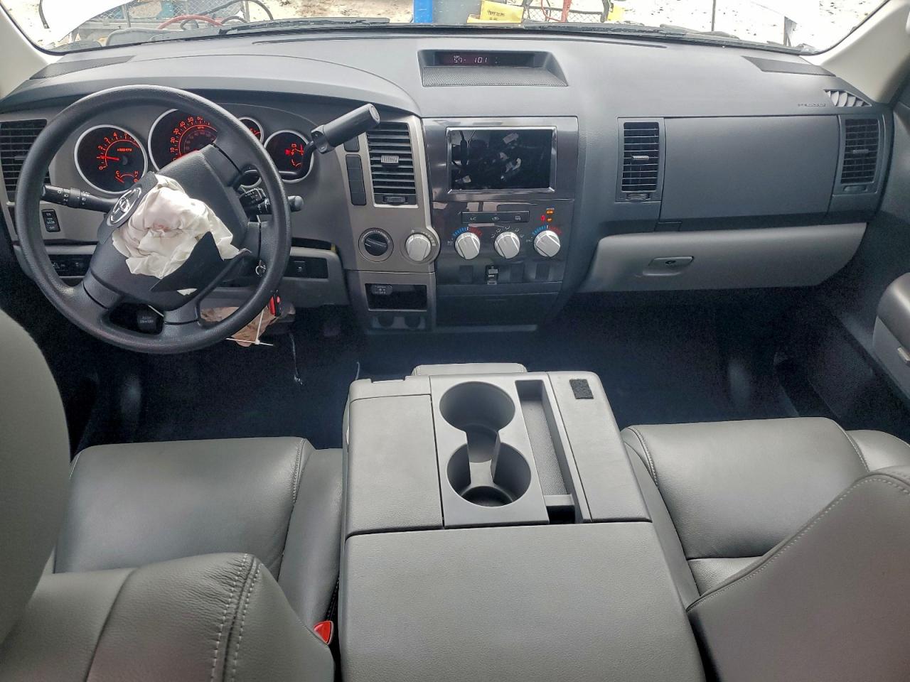2013 TOYOTA TUNDRA DOUBLE CAB SR5 photo 8