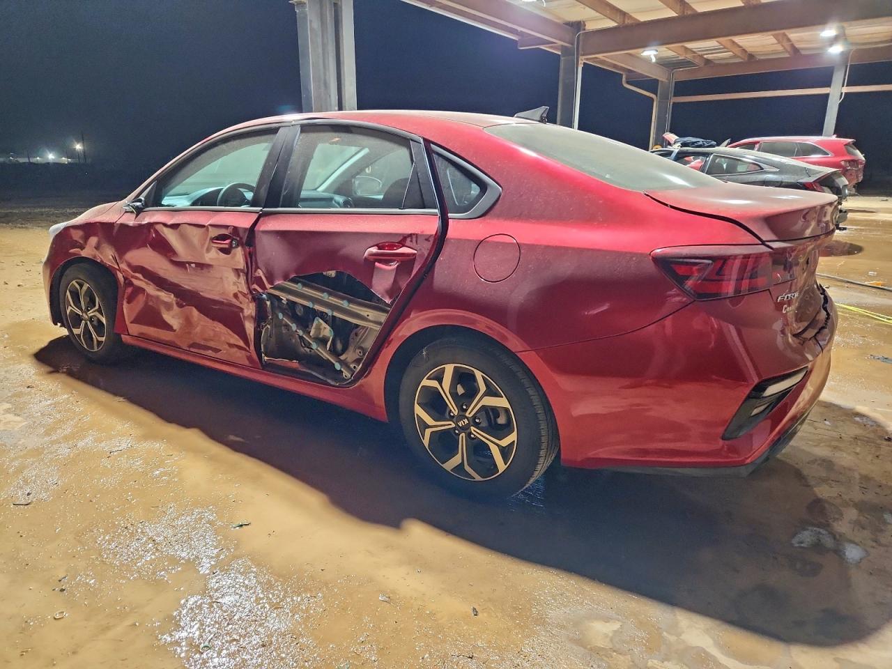 2019 KIA FORTE FE photo 2
