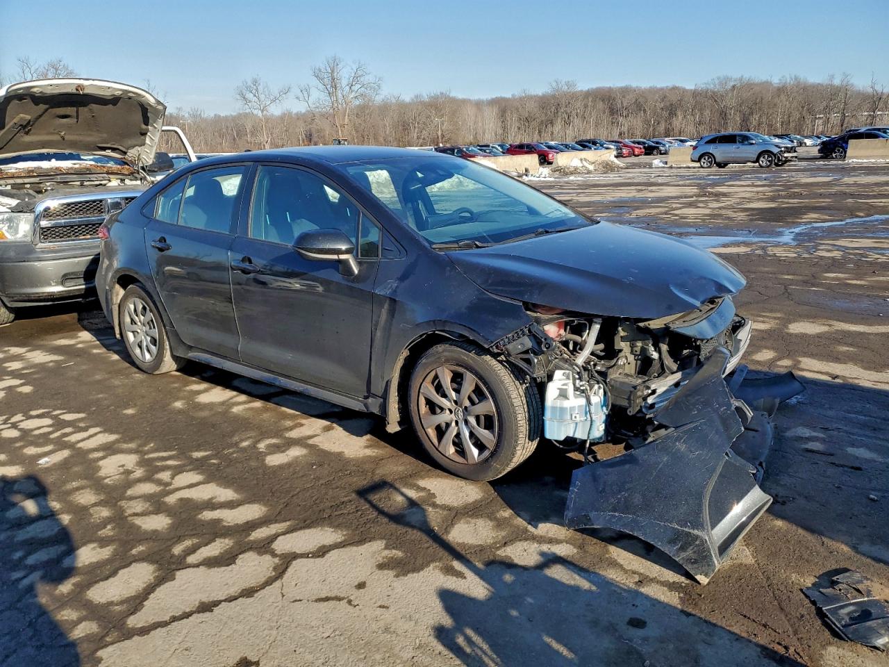 2022 TOYOTA COROLLA LE photo 4