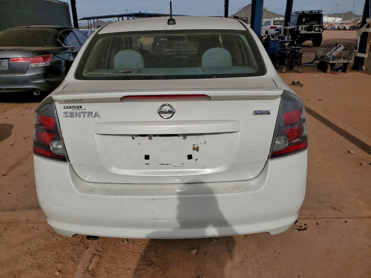2012 NISSAN SENTRA 2.0 photo 11
