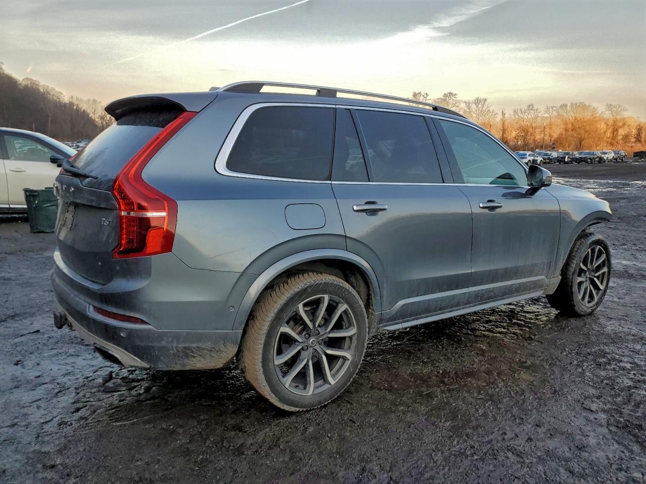 2016 VOLVO XC90 T6 photo 3