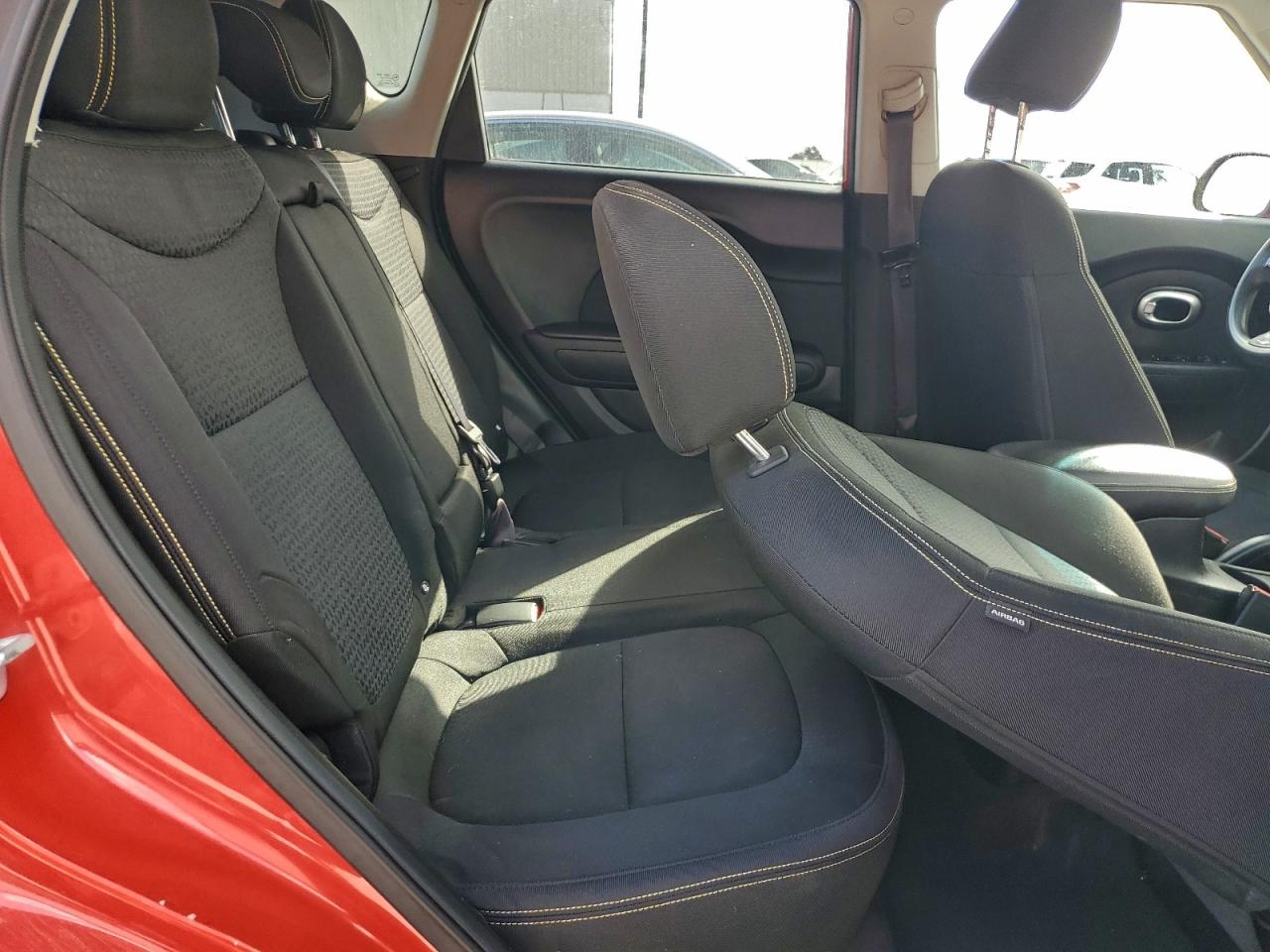 2014 KIA SOUL + photo 10