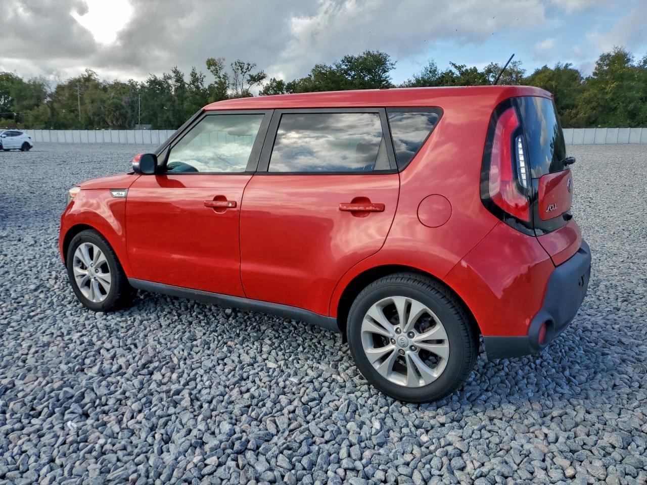 2014 KIA SOUL + photo 2
