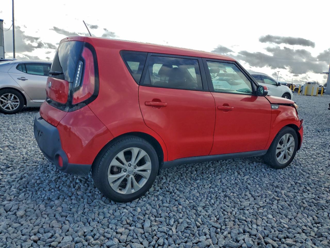 2014 KIA SOUL + photo 3