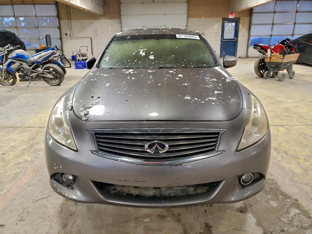 2012 INFINITI G37 photo 5