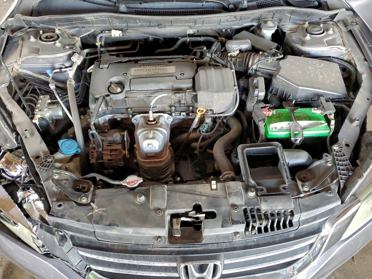 2015 HONDA ACCORD LX photo 11
