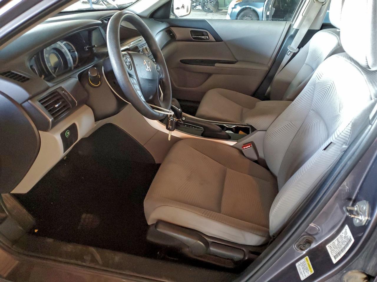 2015 HONDA ACCORD LX photo 7