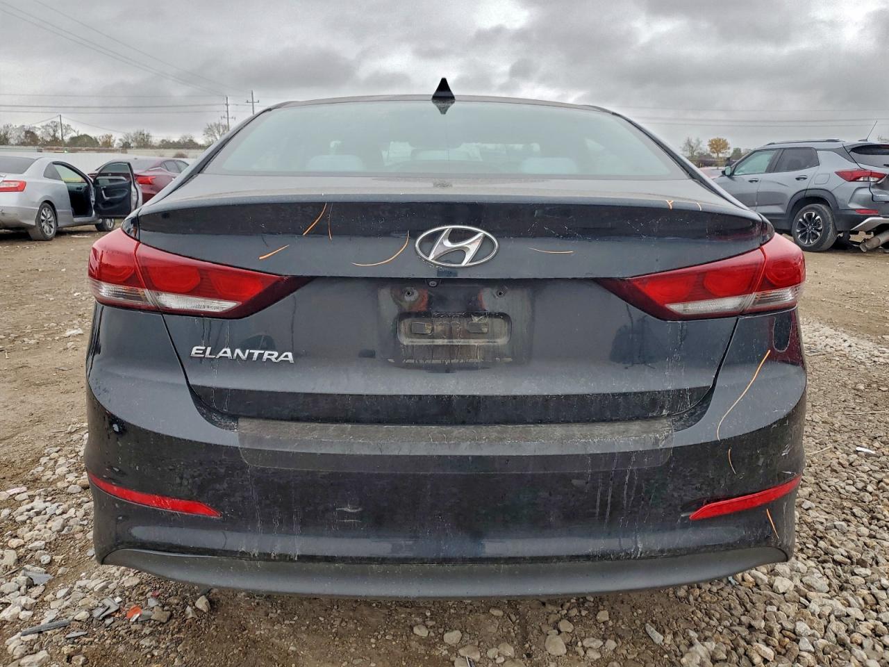 2017 HYUNDAI ELANTRA SE photo 6