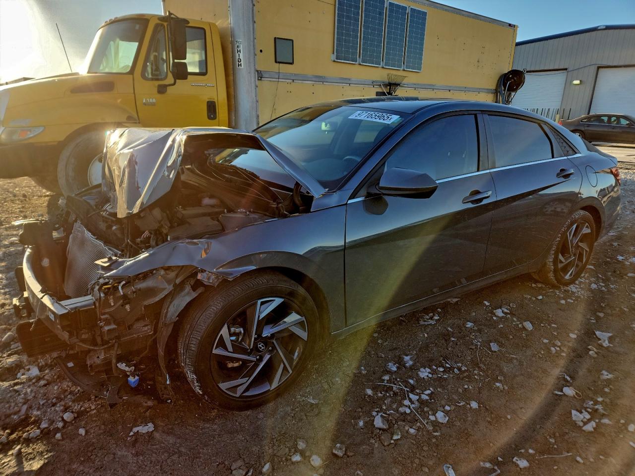 2024 HYUNDAI ELANTRA