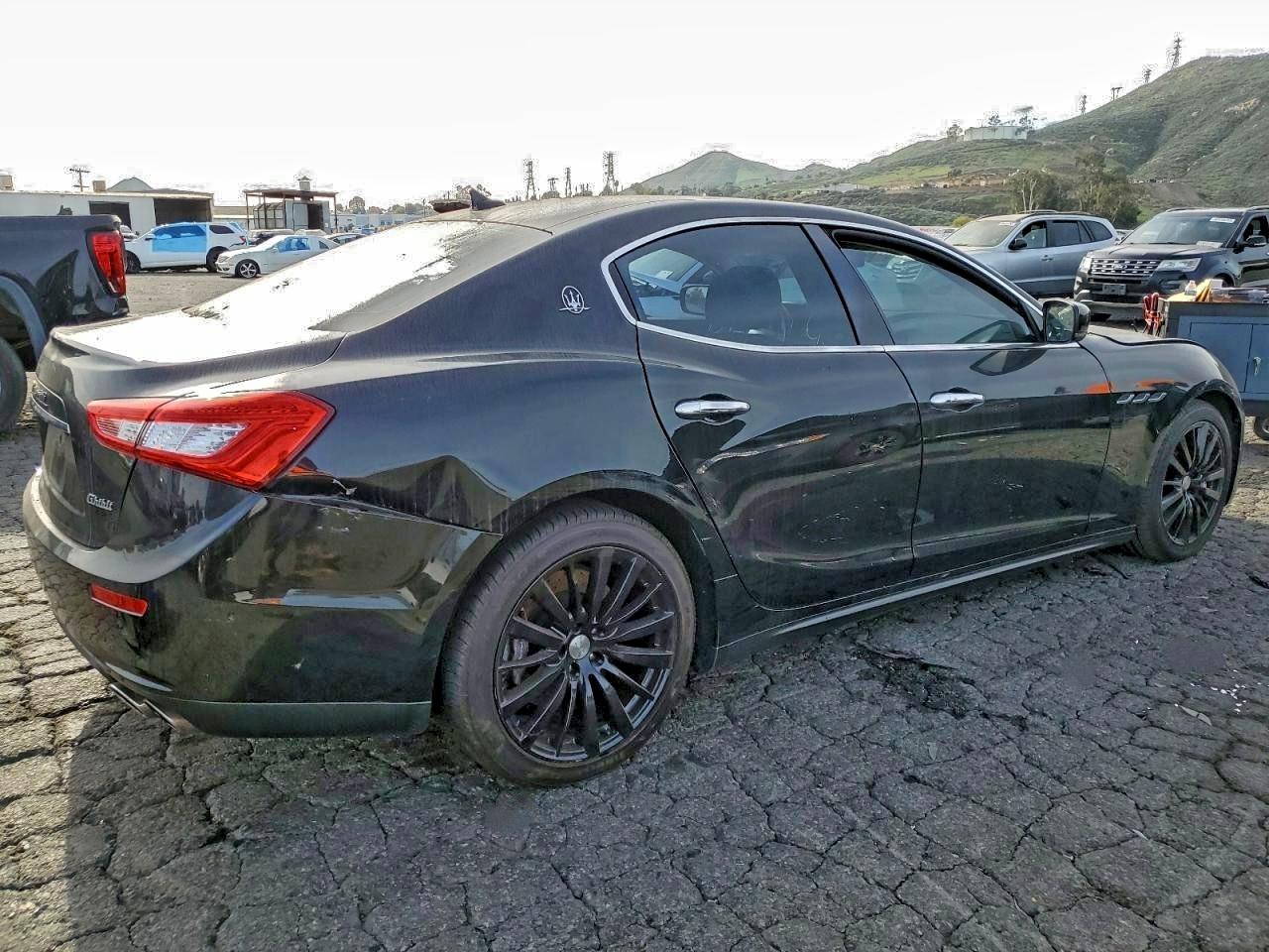 2015 MASERATI GHIBLI photo 3