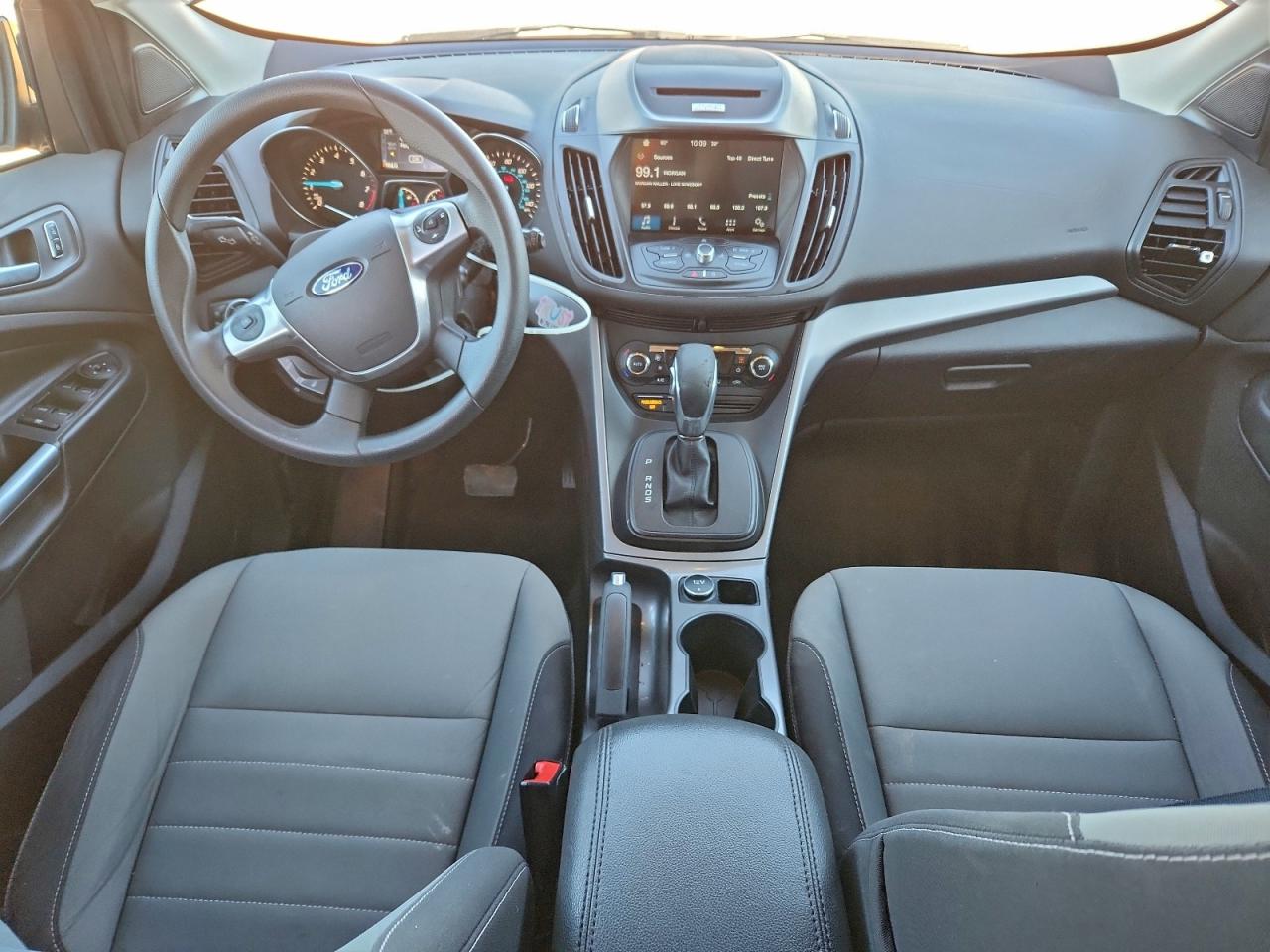 2016 FORD ESCAPE SE photo 8
