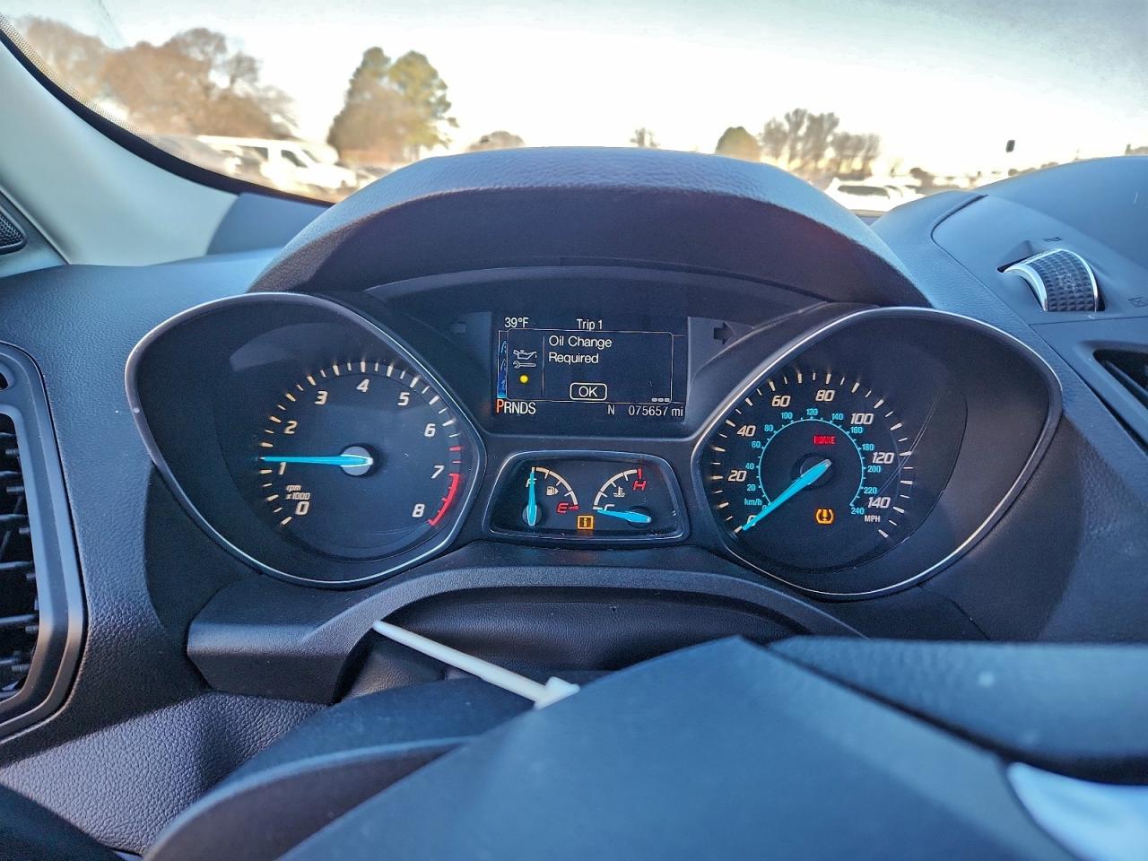 2016 FORD ESCAPE SE photo 9