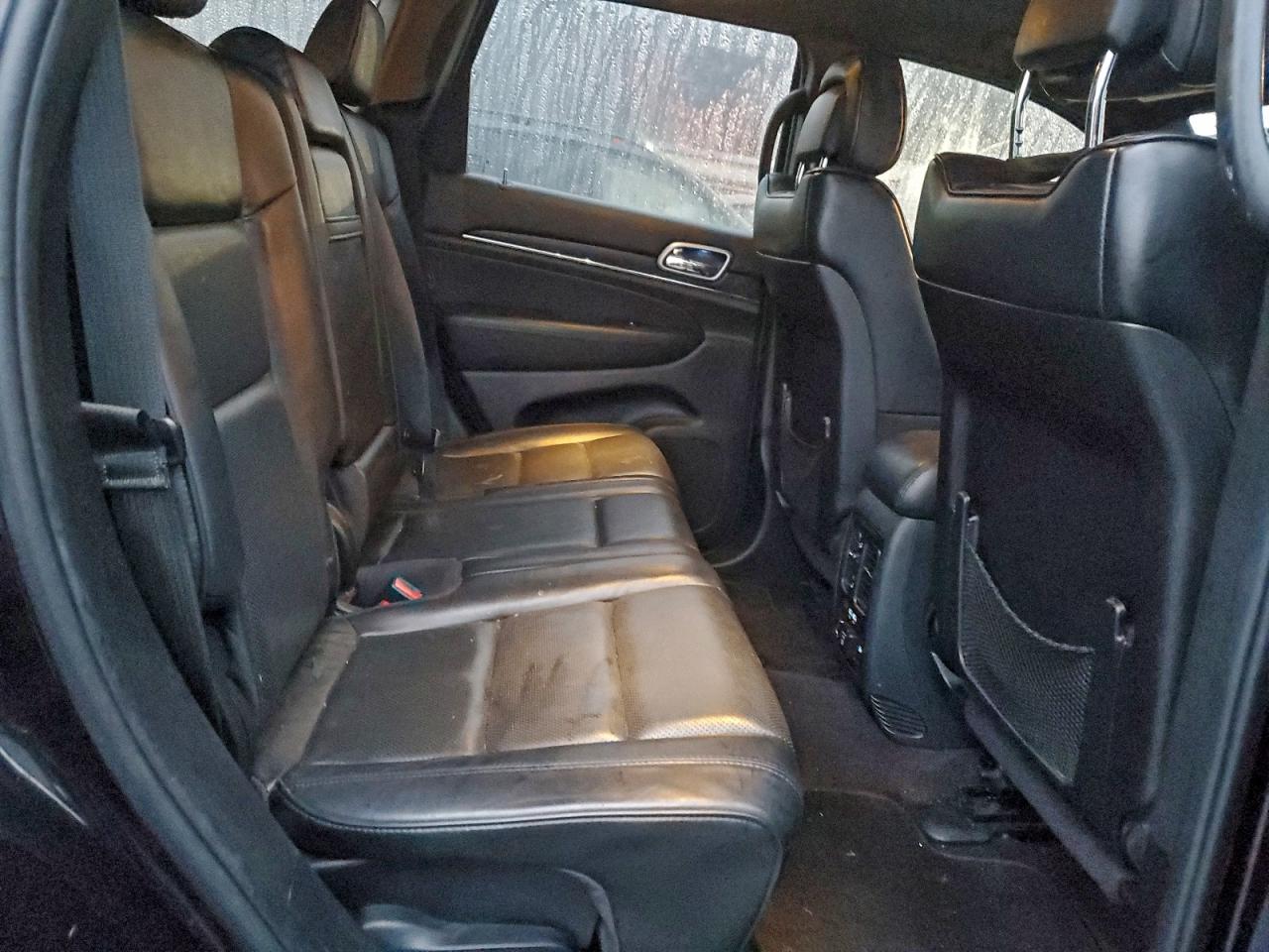 2018 JEEP GRAND CHEROKEE OVERLAND photo 11