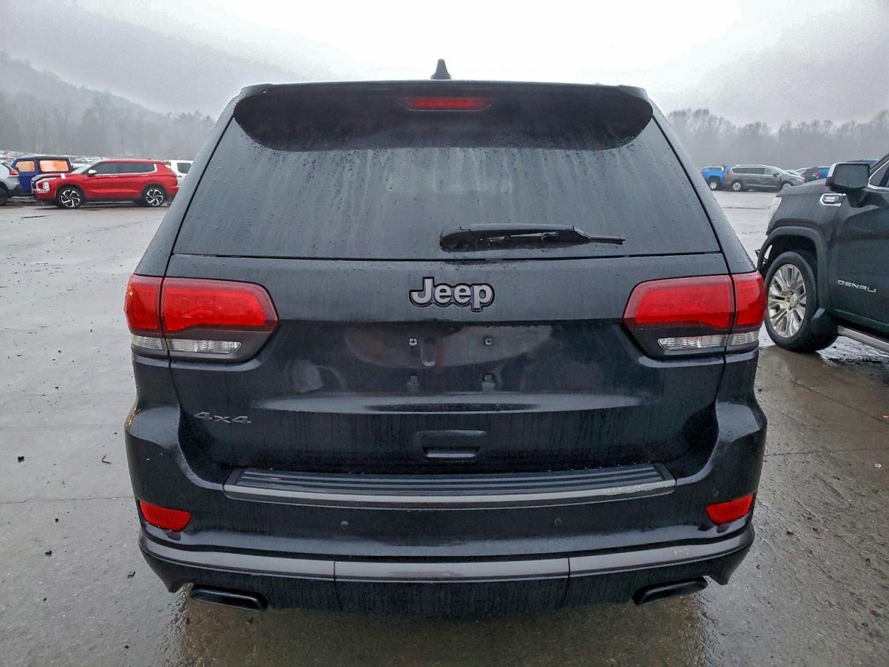 2018 JEEP GRAND CHEROKEE OVERLAND photo 6