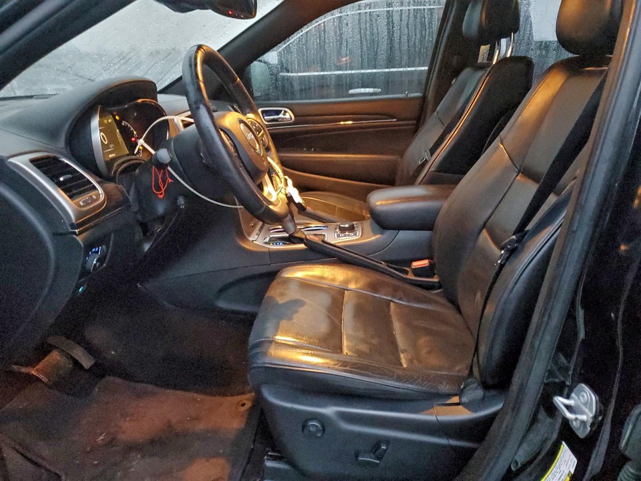 2018 JEEP GRAND CHEROKEE OVERLAND photo 7