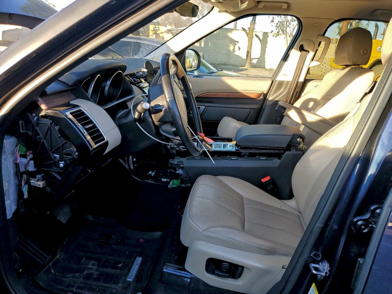 2017 LAND ROVER DISCOVERY HSE photo 7