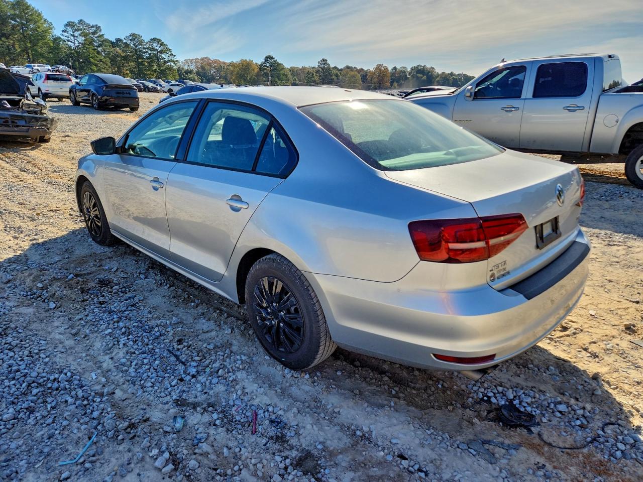 2016 VOLKSWAGEN JETTA S photo 2