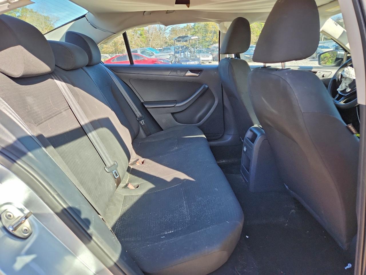 2016 VOLKSWAGEN JETTA S photo 11