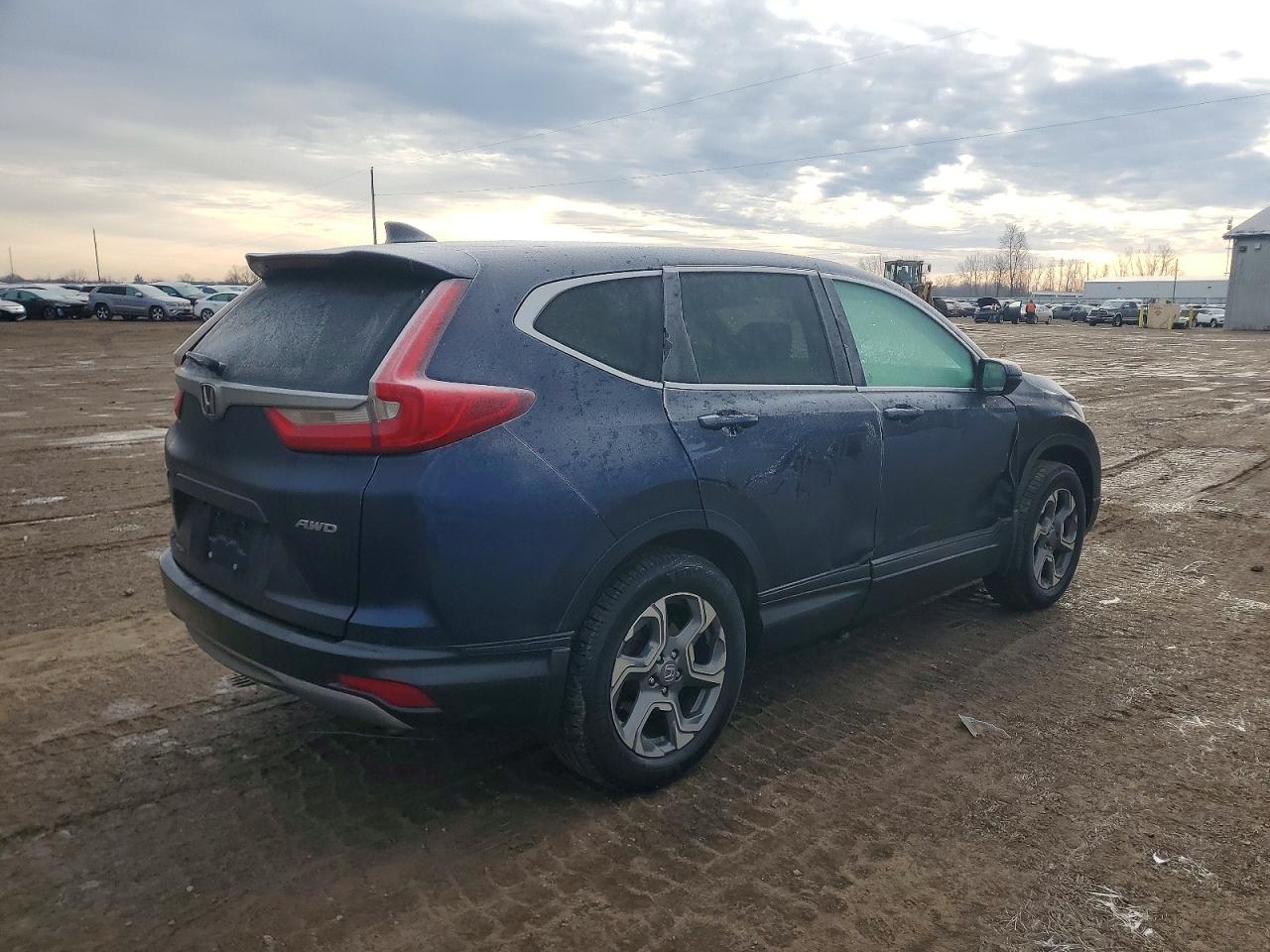 2017 HONDA CR-V EX photo 3