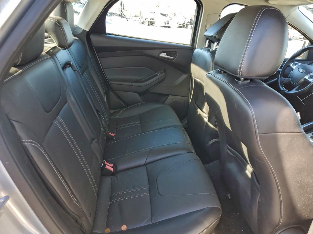 2014 FORD FOCUS SE photo 10