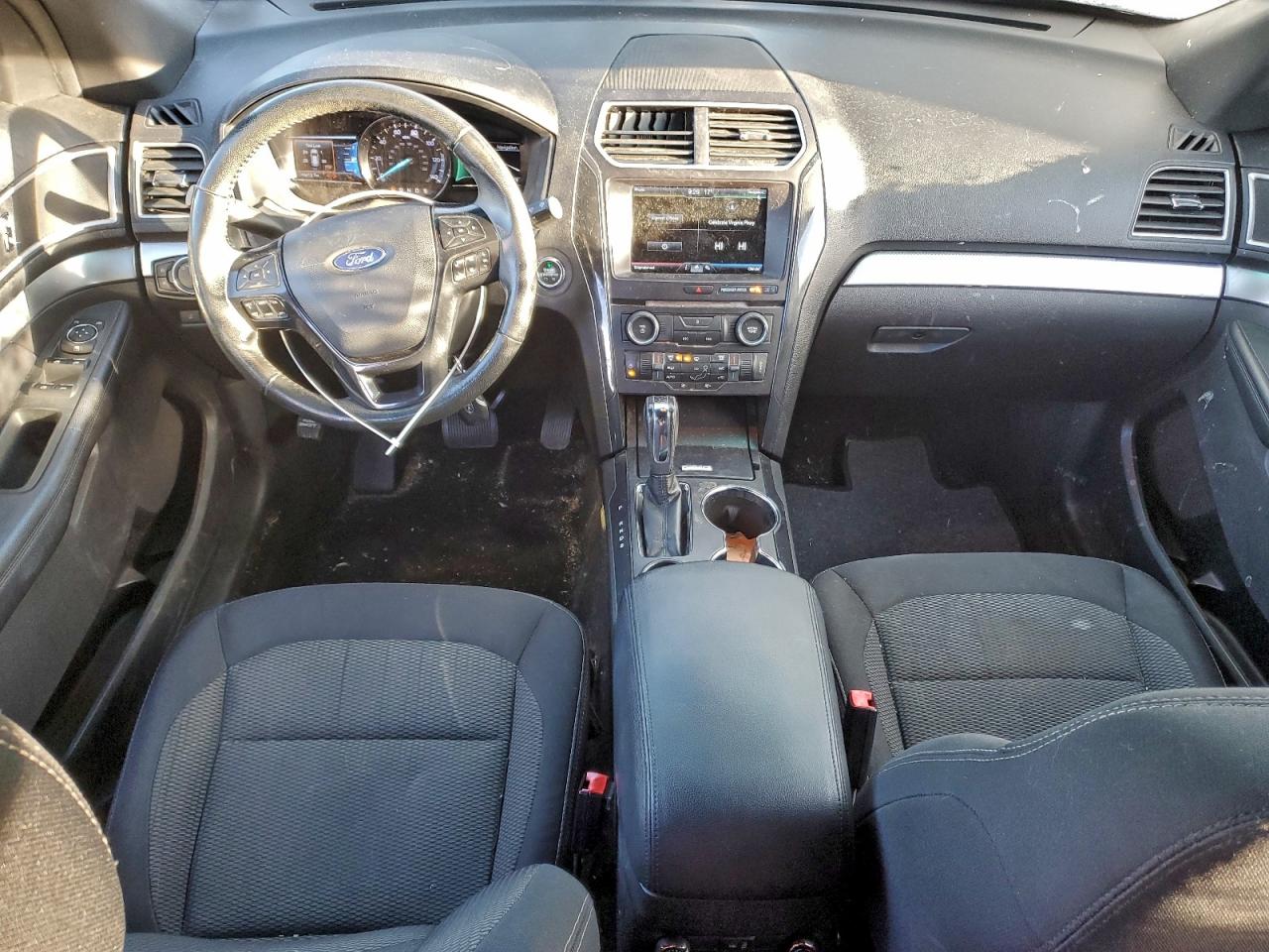 2016 FORD EXPLORER XLT photo 8