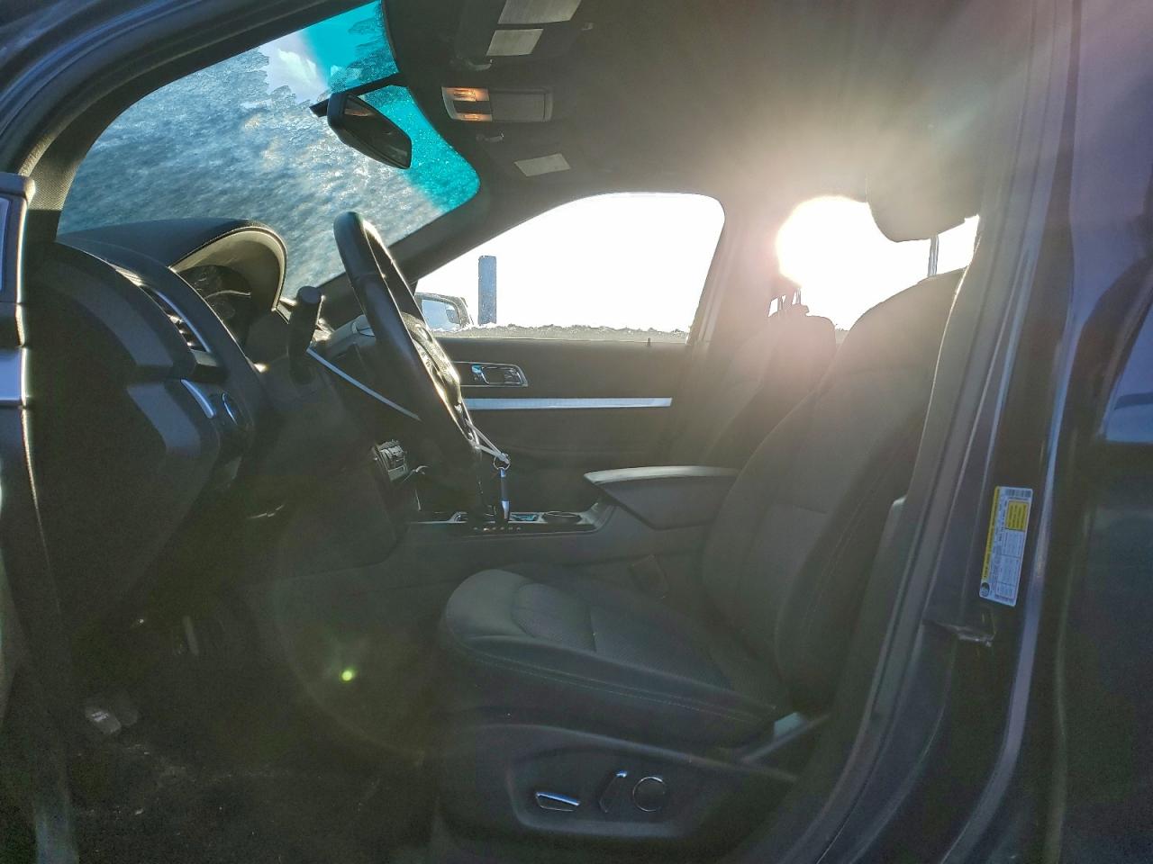 2016 FORD EXPLORER XLT photo 7
