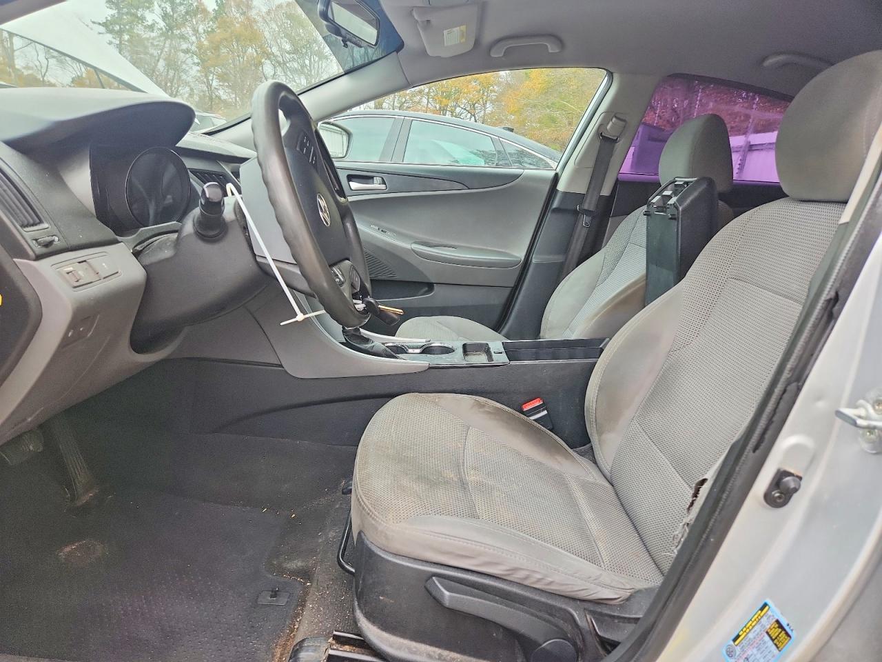2013 HYUNDAI SONATA GLS photo 7