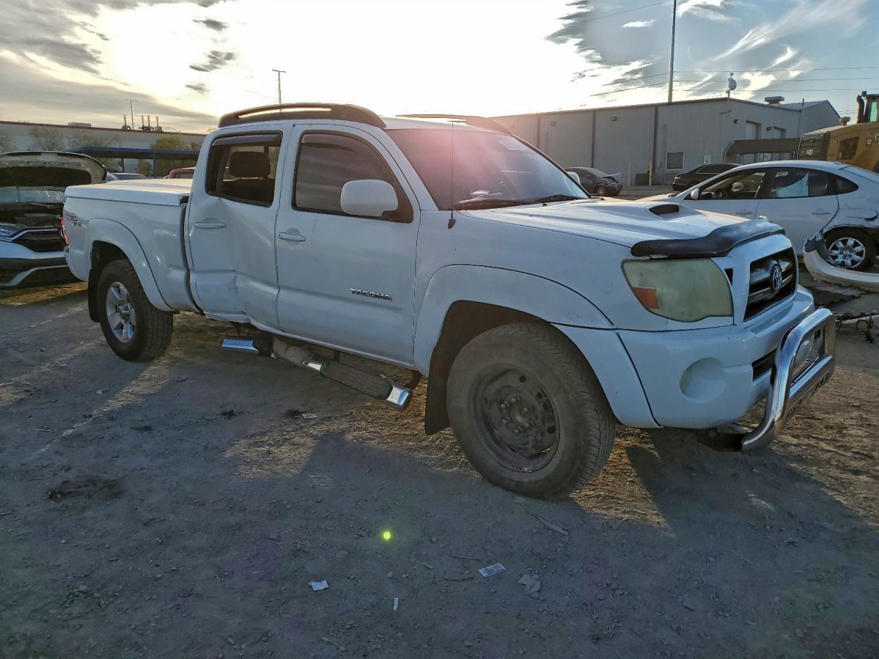 2005 TOYOTA TACOMA DOUBLE CAB PRERUNNER LONG BED photo 4