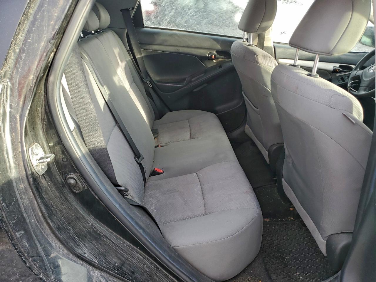 2010 TOYOTA COROLLA MATRIX photo 10