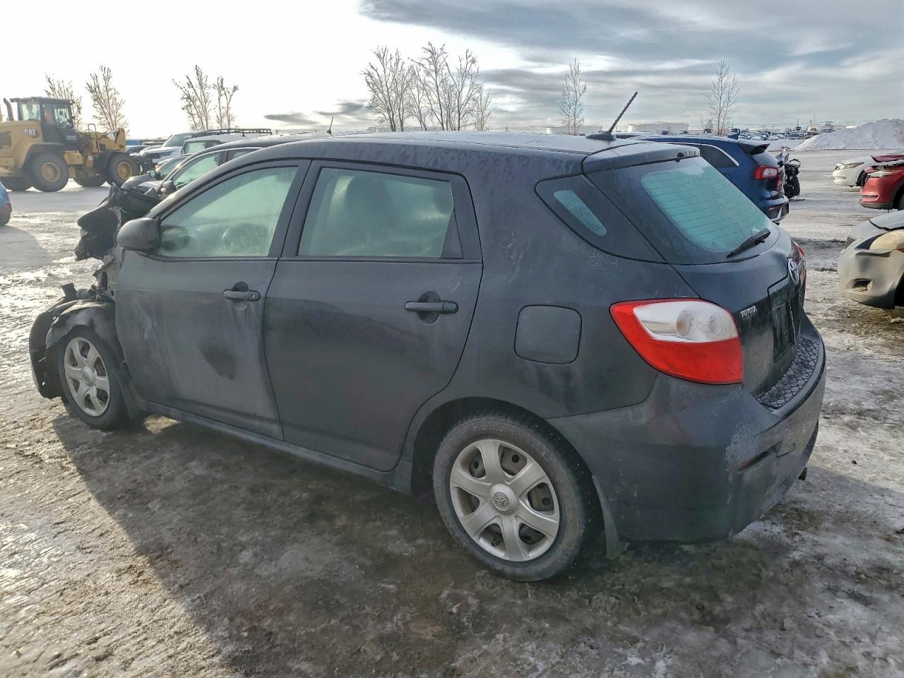 2010 TOYOTA COROLLA MATRIX photo 2