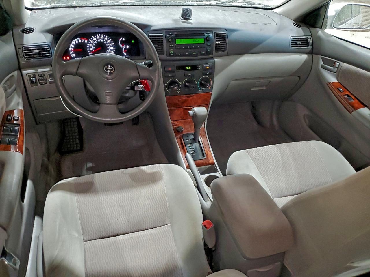 2006 TOYOTA COROLLA CE photo 8
