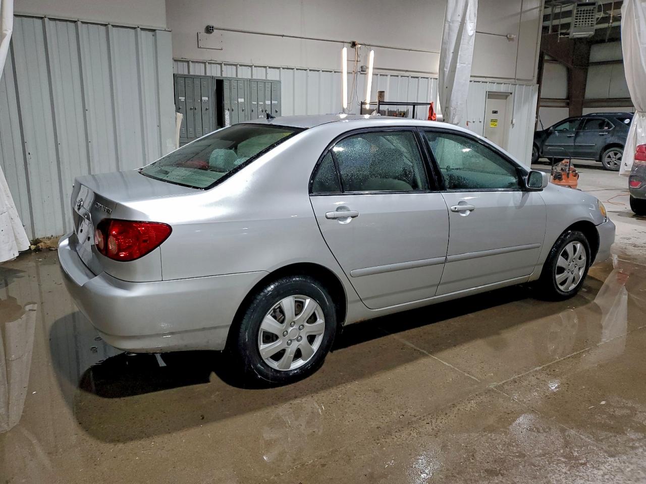2006 TOYOTA COROLLA CE photo 3