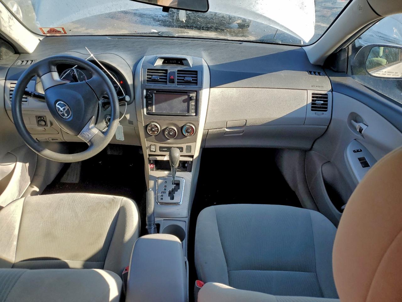 2013 TOYOTA COROLLA BASE photo 8