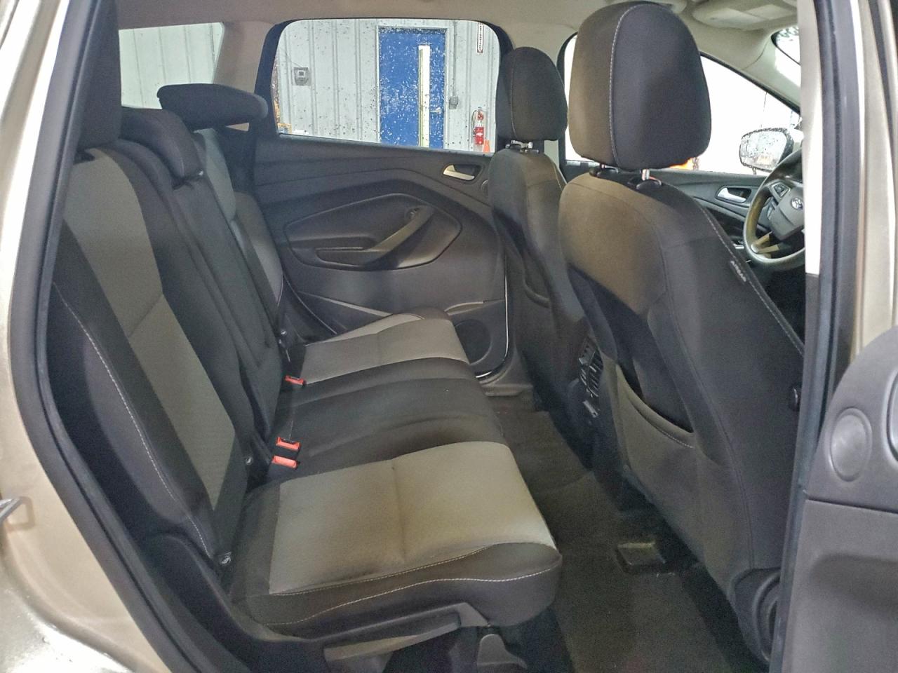 2017 FORD ESCAPE SE photo 11