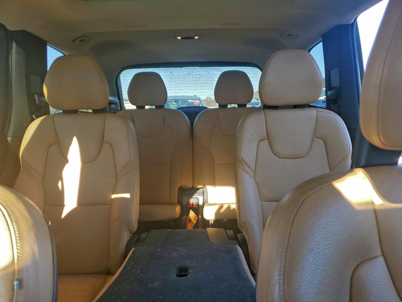 2016 VOLVO XC90 T6 photo 10