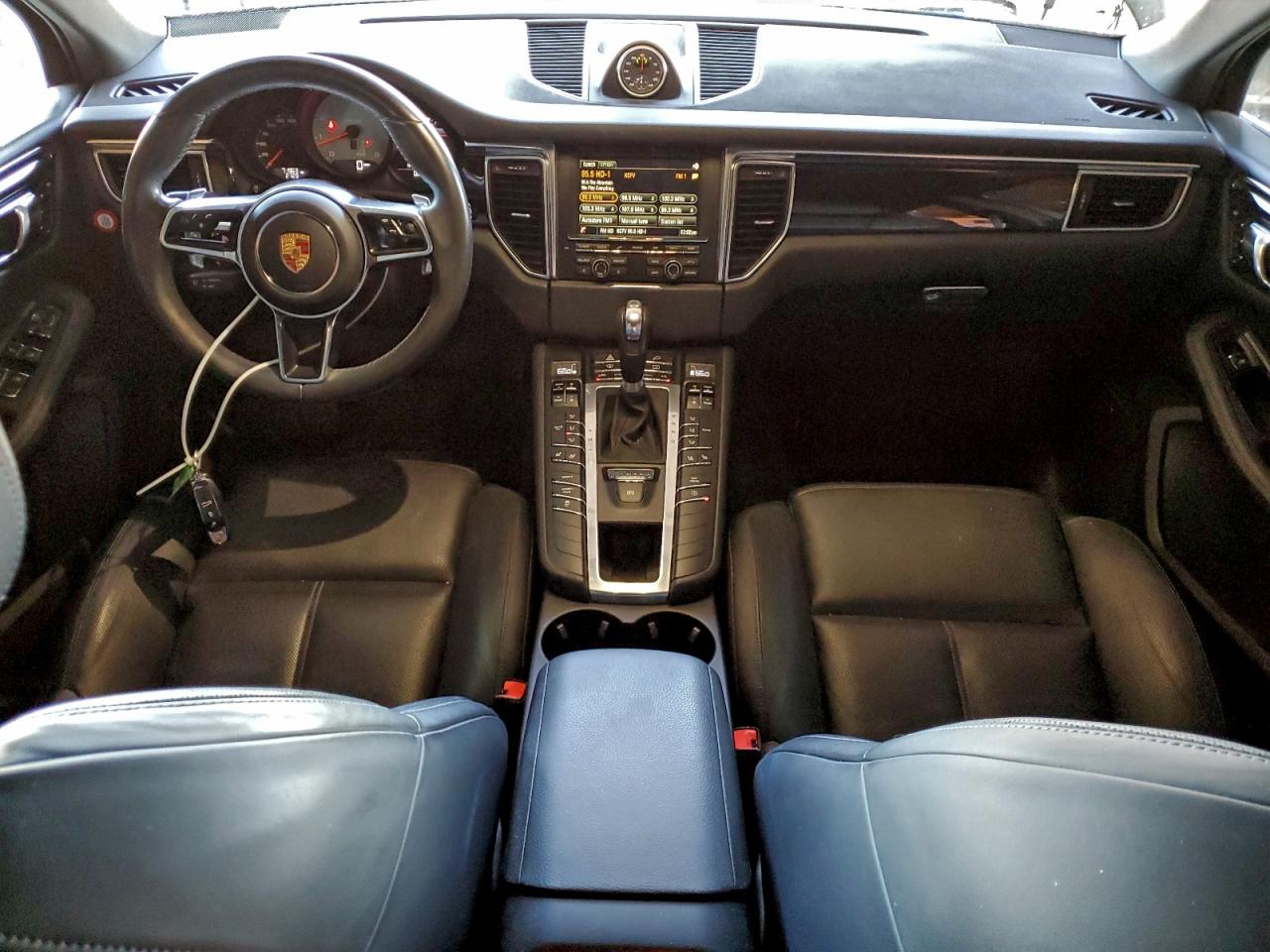 2016 PORSCHE MACAN S photo 8
