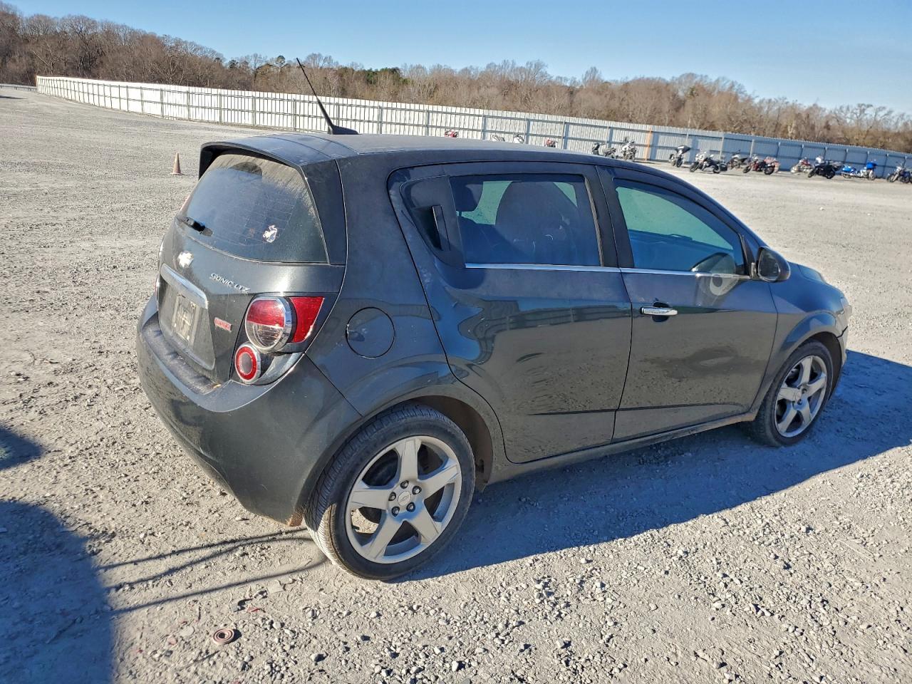 2014 CHEVROLET SONIC LTZ photo 3
