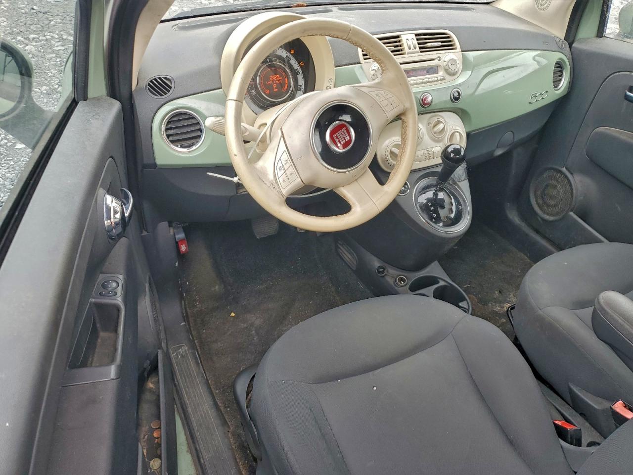 2013 FIAT 500 POP photo 8