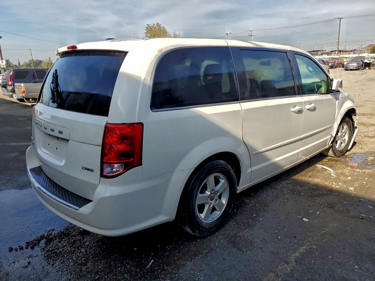 2012 DODGE GRAND CARAVAN CREW photo 5