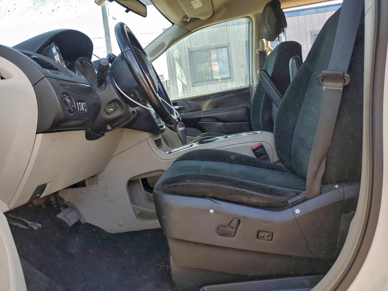 2012 DODGE GRAND CARAVAN CREW photo 13